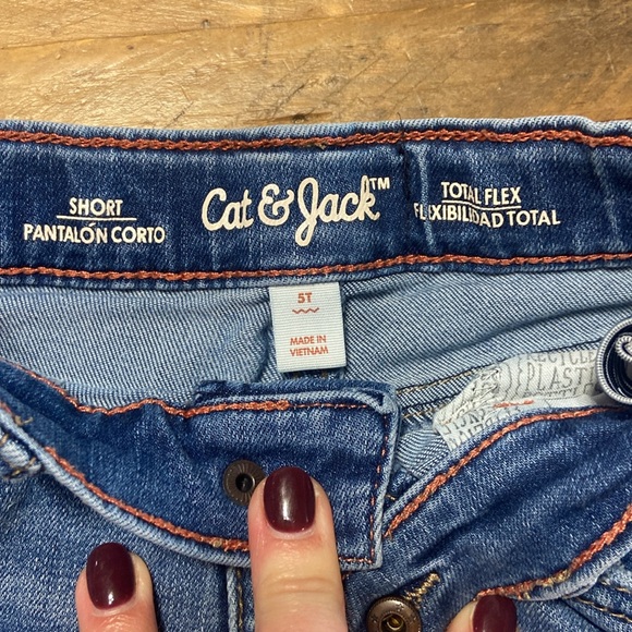 Cat & Jack Denim Shorts - Picture 2 of 7